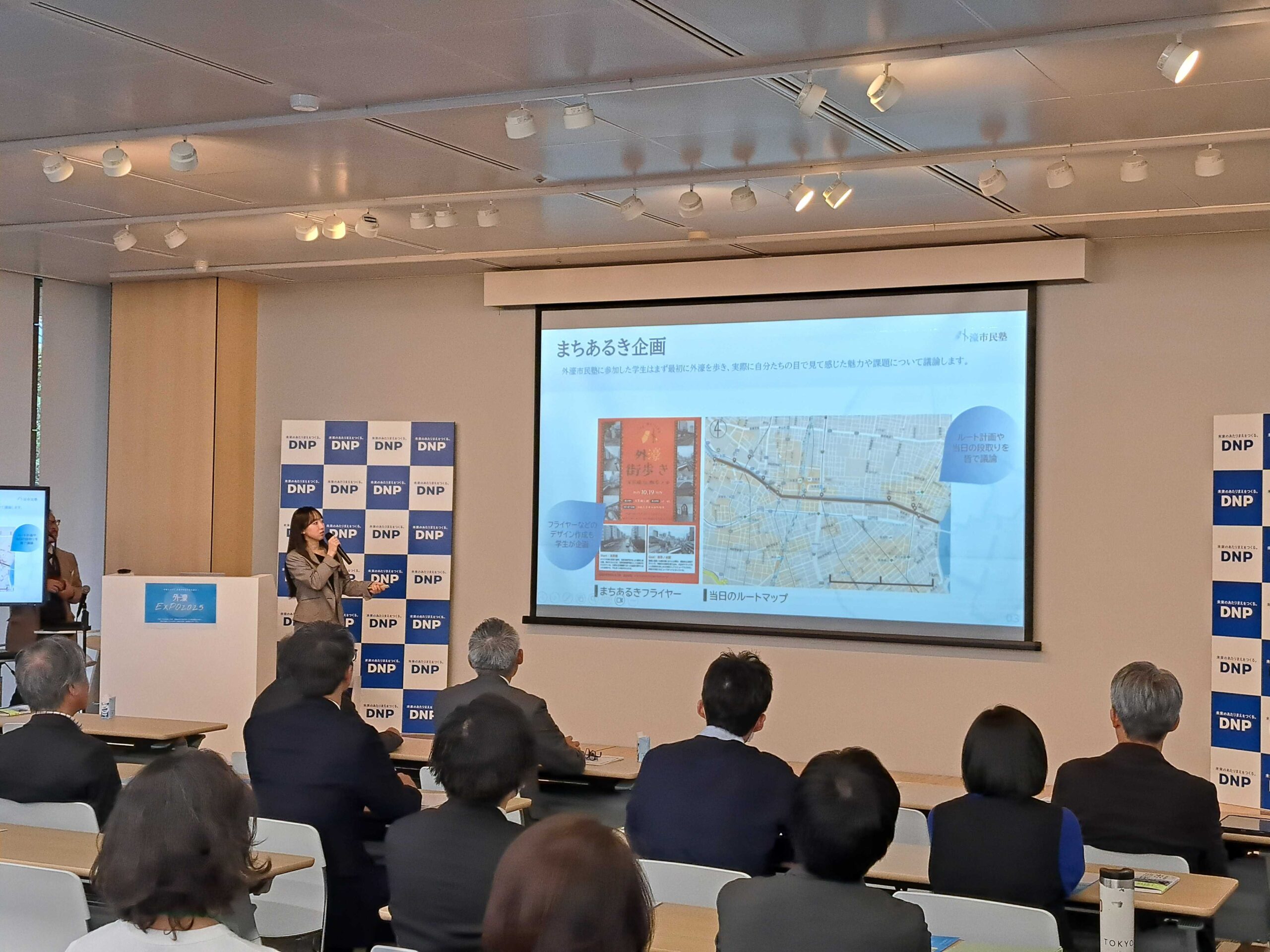 「外濠EXPOシンポジウム」で外濠市民塾・学生チームのメンバーが登壇しました